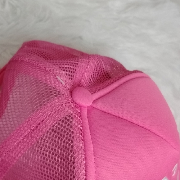 NWOT "EASILY DISTRACTED BY DOGS" Pink White Dog Lover's Statement Trucker Hat - Picture 7 of 11